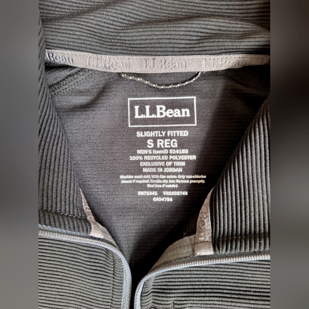 LL Bean women's black Venture Stretch Ottoman 1/4 zip pullover sweatshirt- small - Picture 4 of 12